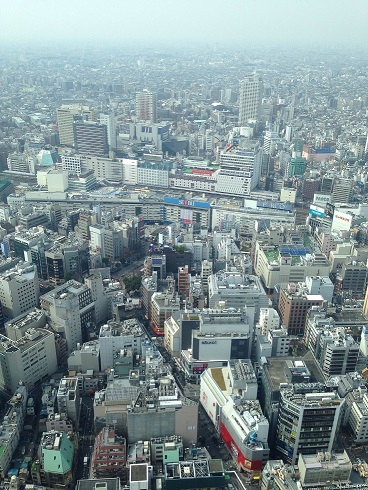 池袋駅東口